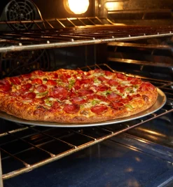 Lee Valley 16" Pizza Pan