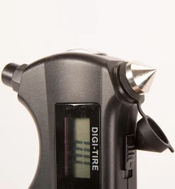 Lee Valley 0 To 150 Psi Digital Tire-Pressure Gauge