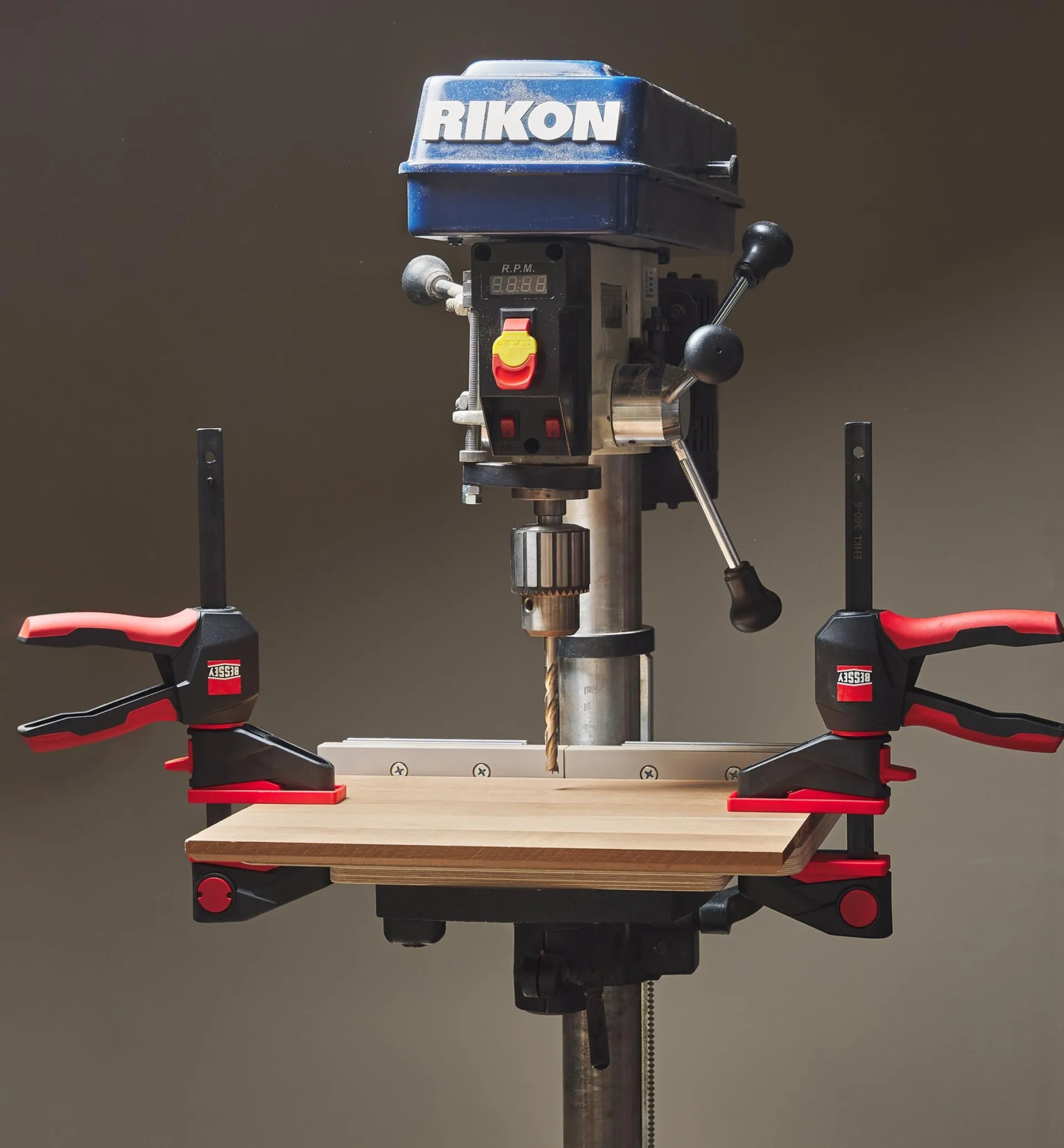 Lee Valley 360° Trigger Clamps