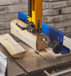 Lee Valley AccuRight Log Mill