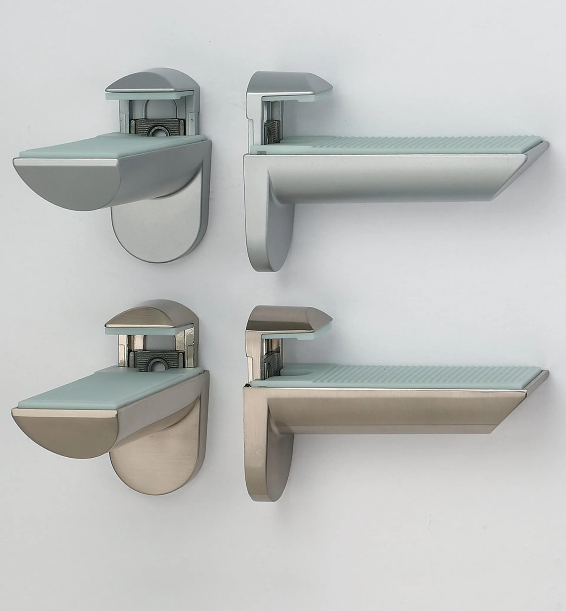 Lee Valley Adjustable Shelf Holders