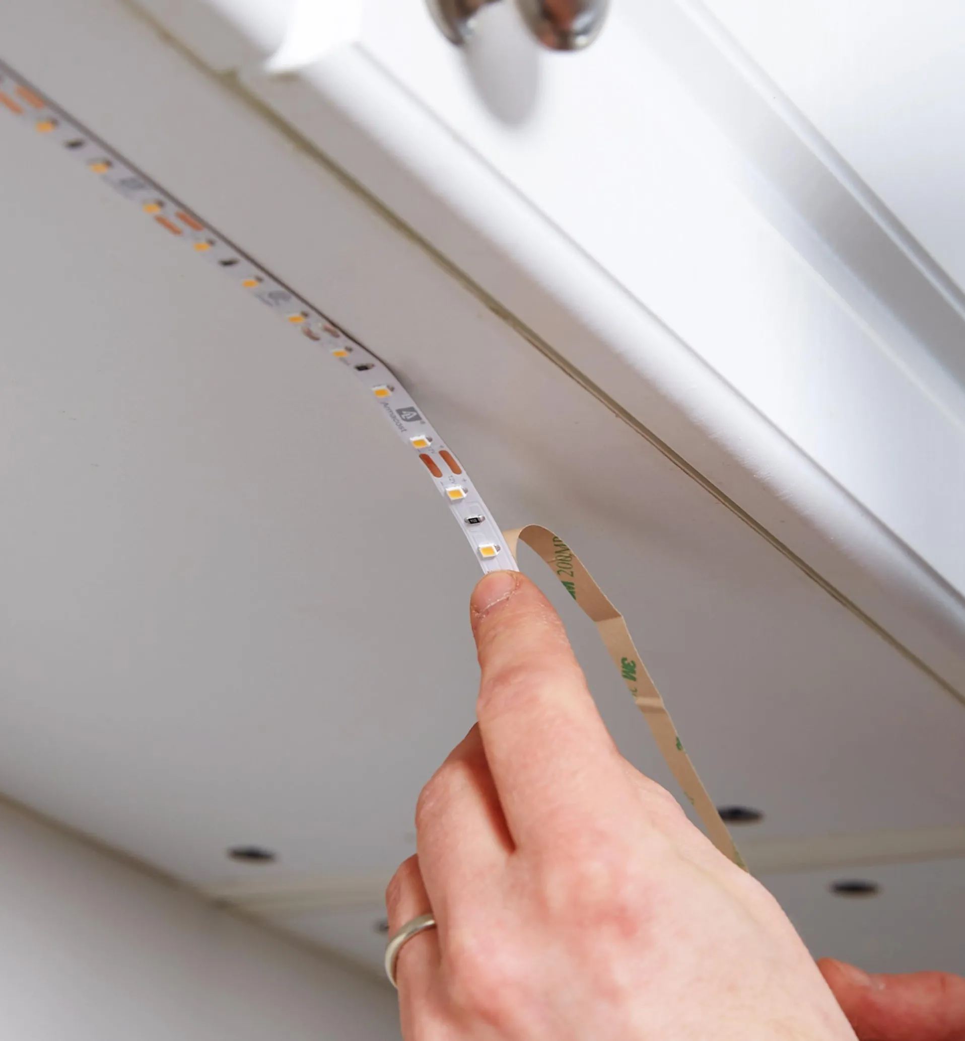 Lee Valley All-in-One LED Tape Lighting Kit (12V)