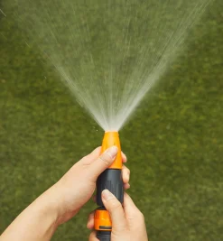 Lee Valley Auto-Retracting Hose Reel