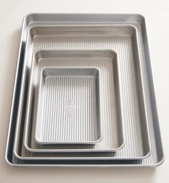 Lee Valley Baking Pans