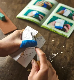 Lee Valley BeaverCraft Bear Carving Kit