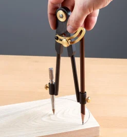 Lee Valley Bench Compass