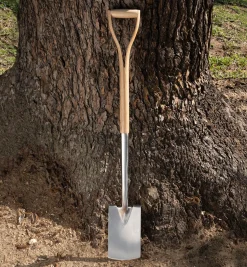 Lee Valley Border Spade