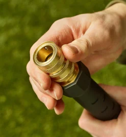 Lee Valley Brass Female Hose-End Water-Stop Coupler