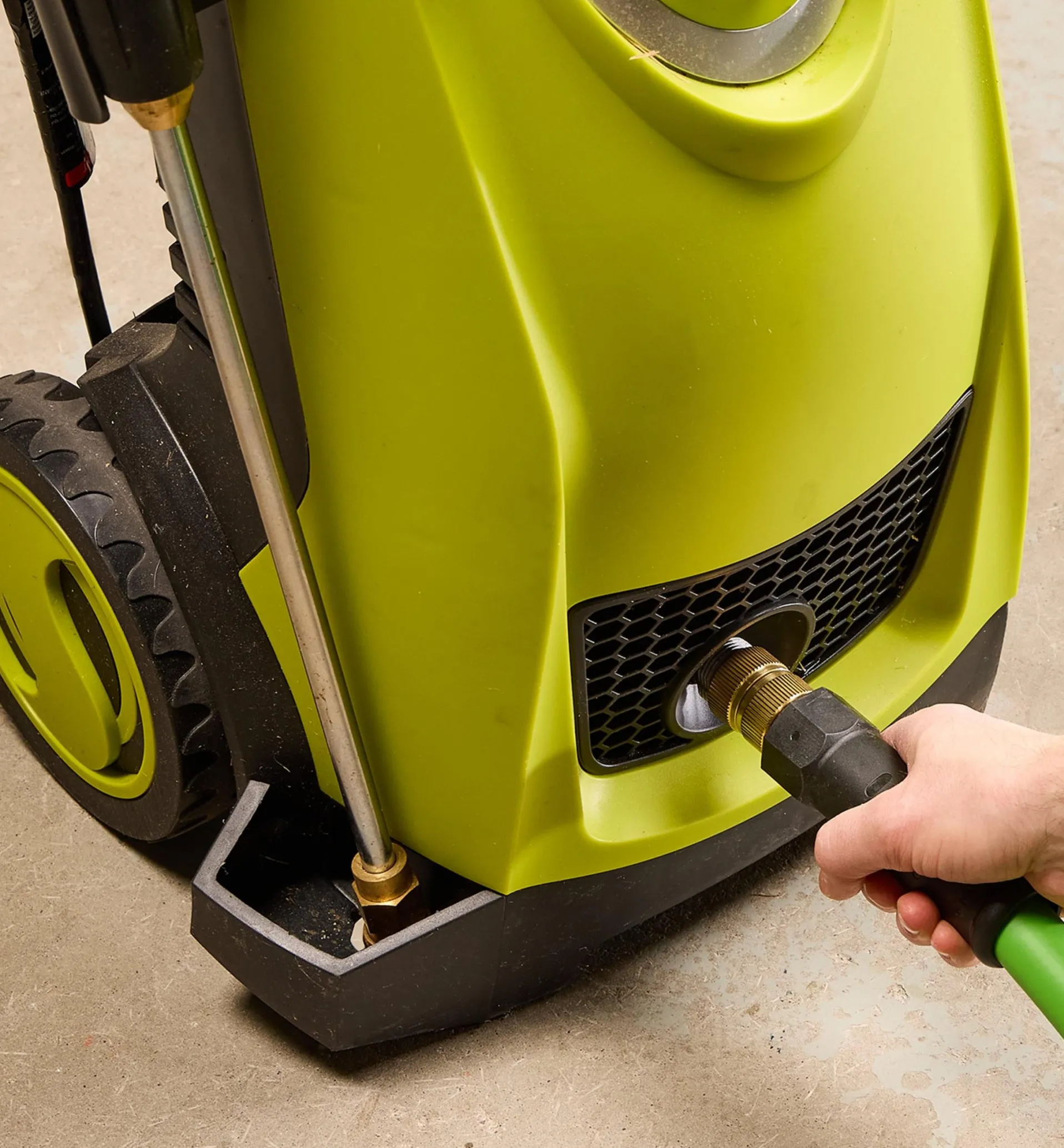 Lee Valley Brass Swivel Double Female Adapter