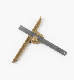 Lee Valley Cast Masons' & Engravers' Square