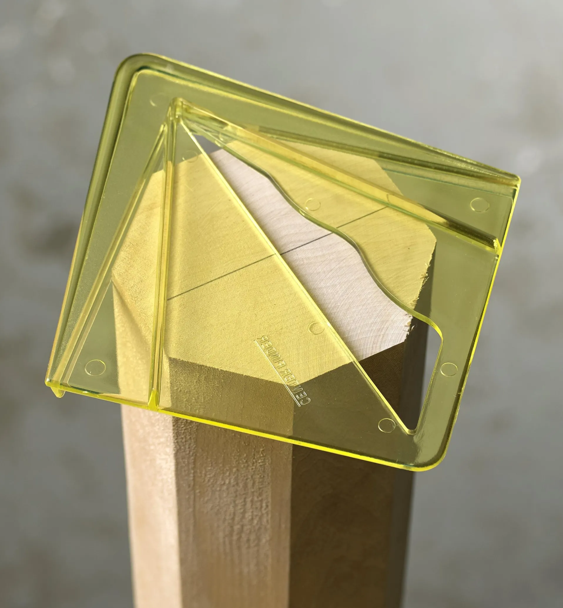 Lee Valley Center Finder