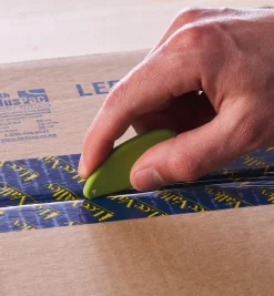 Lee Valley Ceramic Safety Cutter