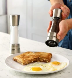 Lee Valley Cole & Mason Salt & Pepper Mill Set