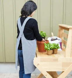 Lee Valley Cross-Back Apron