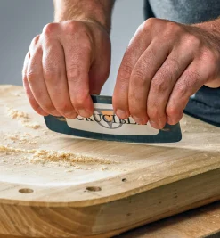 Lee Valley Crucible Scraper