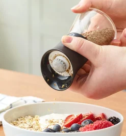 Lee Valley CrushGrind Mill