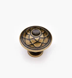 Lee Valley Decorative Leaf Knob