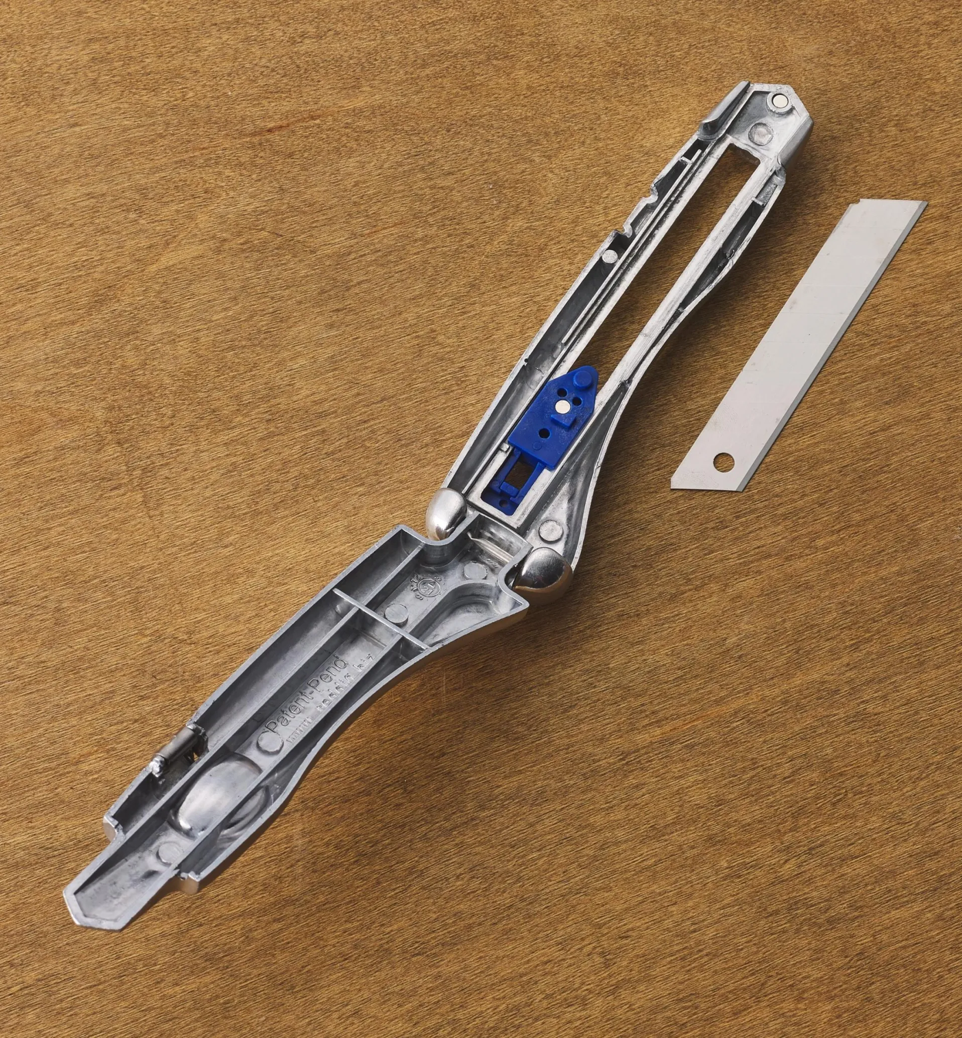 Lee Valley Delphin 2004 Snap-Off-Blade Knife With Holster