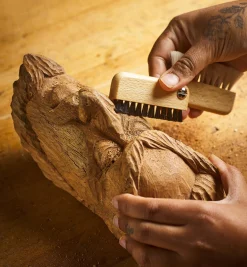 Lee Valley Detail Dusting Brush