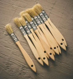 Lee Valley Disposable Natural-Bristle Brushes