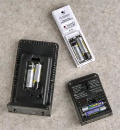 Lee Valley Dual-Display Indoor/Outdoor Weather Station