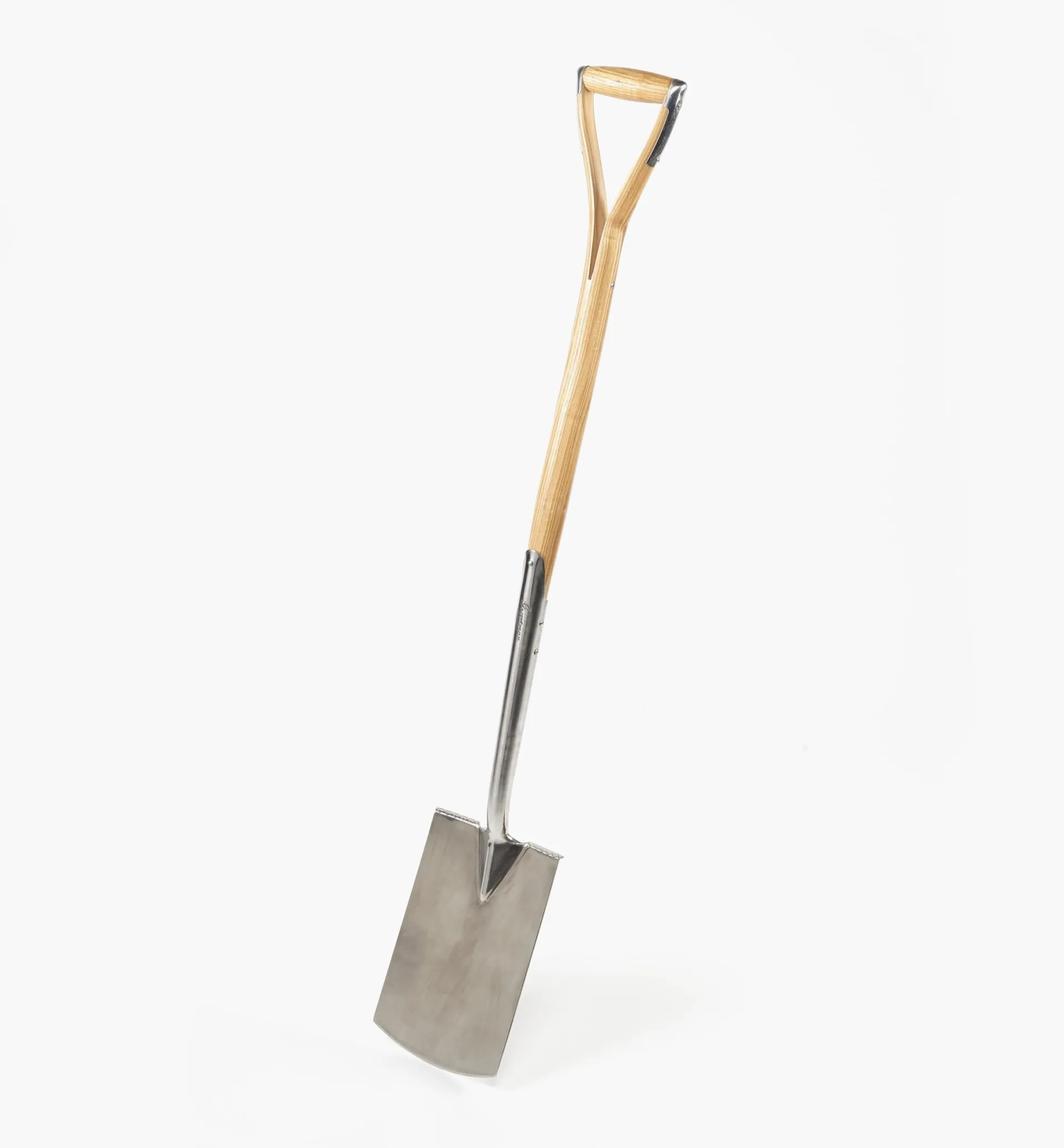 Lee Valley Ergonomic Ash-Handled Digging Spade