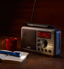 Lee Valley Eton AM/FM Shortwave Radio