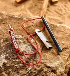 Lee Valley Firestarter Rod With Multi-Tool Striker