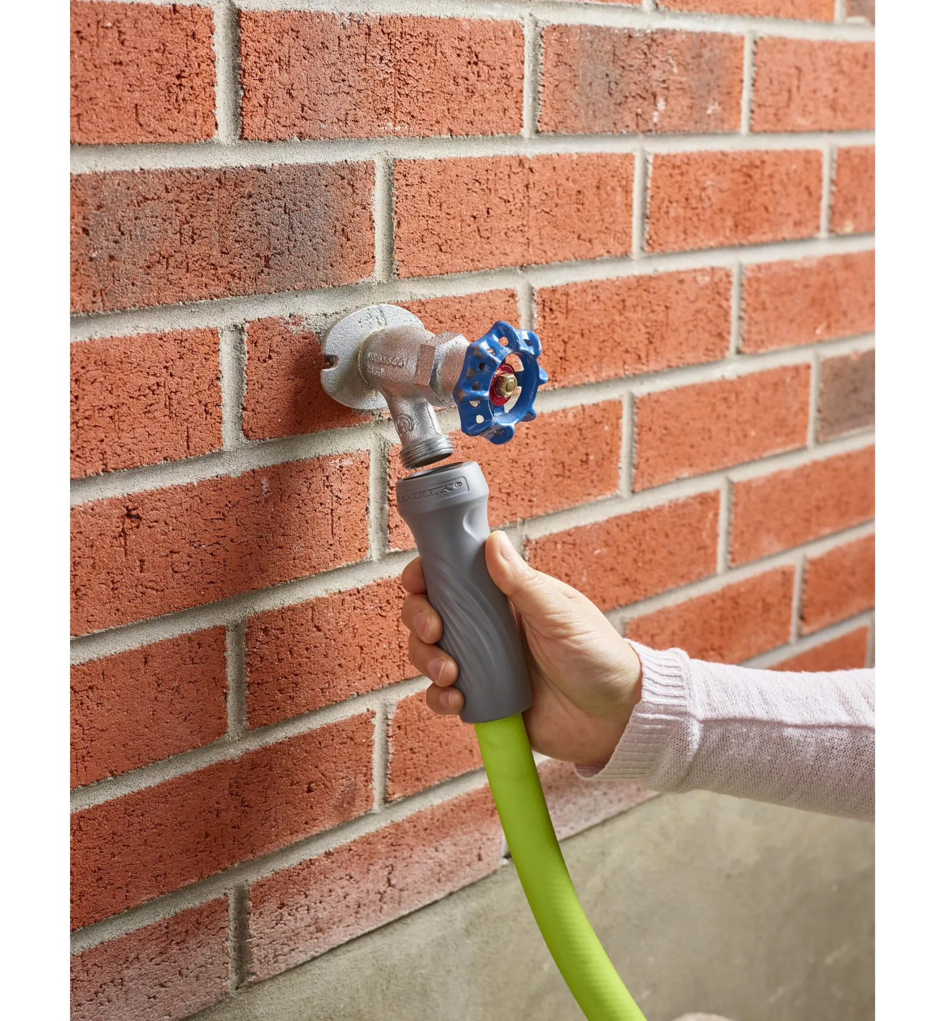 Lee Valley Flexzilla Swivel-Grip 5/8" Garden Hose