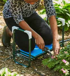 Lee Valley Folding Kneeler Stool