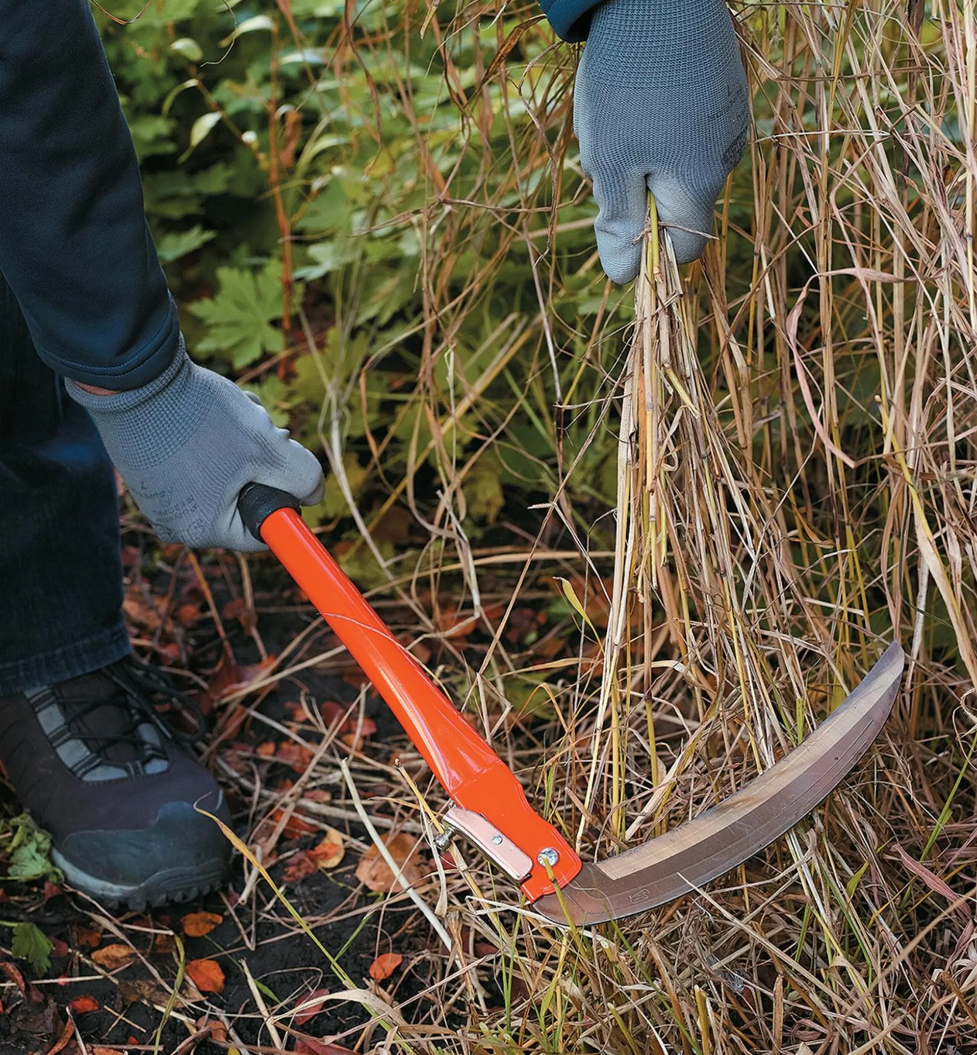 Lee Valley Folding Sickle