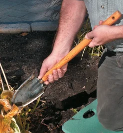 Lee Valley Forged Japanese Trowels