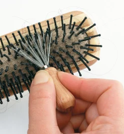 Lee Valley Good Brushes For Unpleasant Jobs