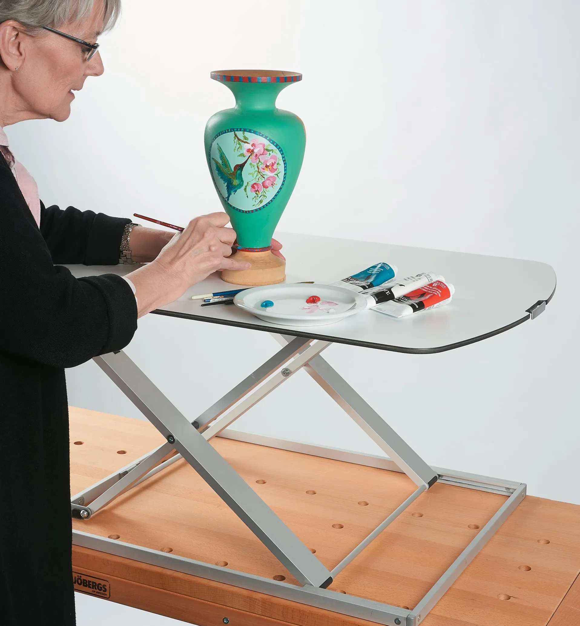 Lee Valley Height-Adjustable Work Stand