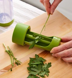 Lee Valley Herb Mill