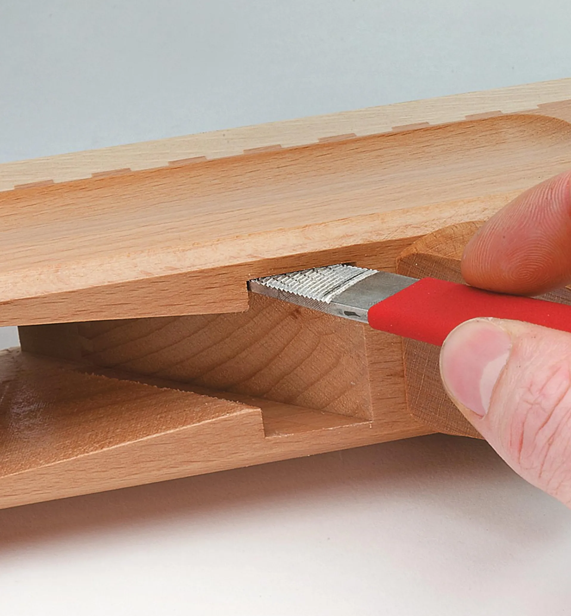 Lee Valley Japanese Milled-Tooth Extra-Fine Side Plane-Maker's Float