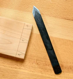 Lee Valley Japanese Spear-Point Marking Knife