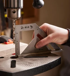 Lee Valley Japanese-Style Layout Square