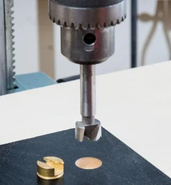 Lee Valley Keyhole Slot Plug