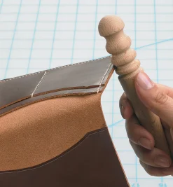 Lee Valley Leather Slicker