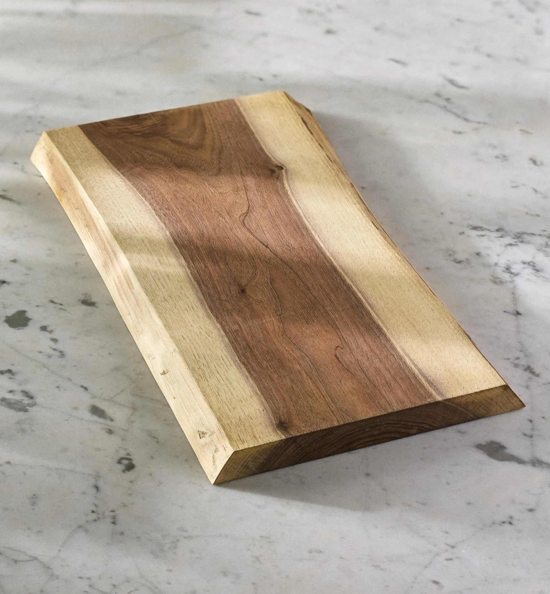 Lee Valley Make It Yourself Live-Edge Charcuterie Board Kit