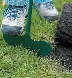 Lee Valley Sod Lifter
