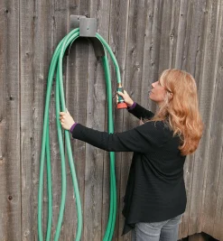 Lee Valley Stainless-Steel Hose Hanger