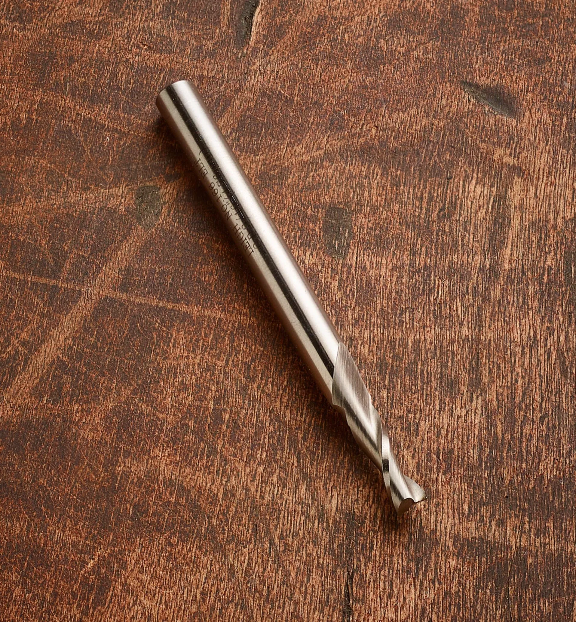 Lee Valley Leigh 3/16" High-Speed Steel Spiral Upcut Bit, 1/4" Shank