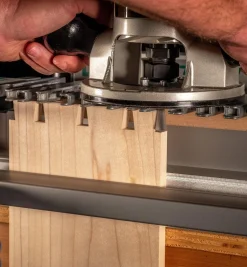 Lee Valley Leigh D4R Pro Dovetail Jig & VRS