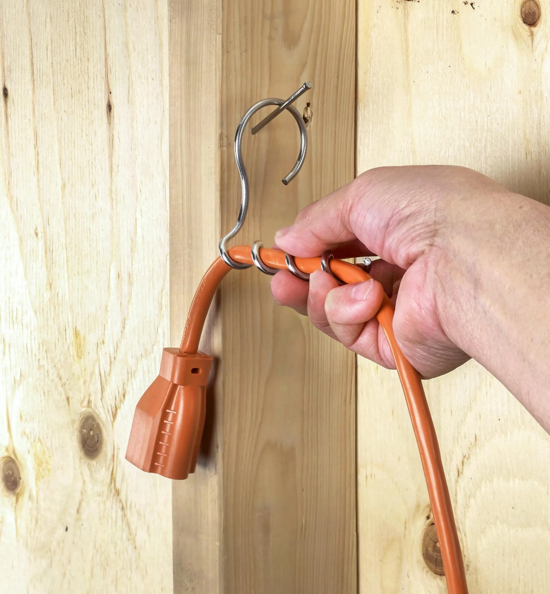 Lee Valley Line Hooks