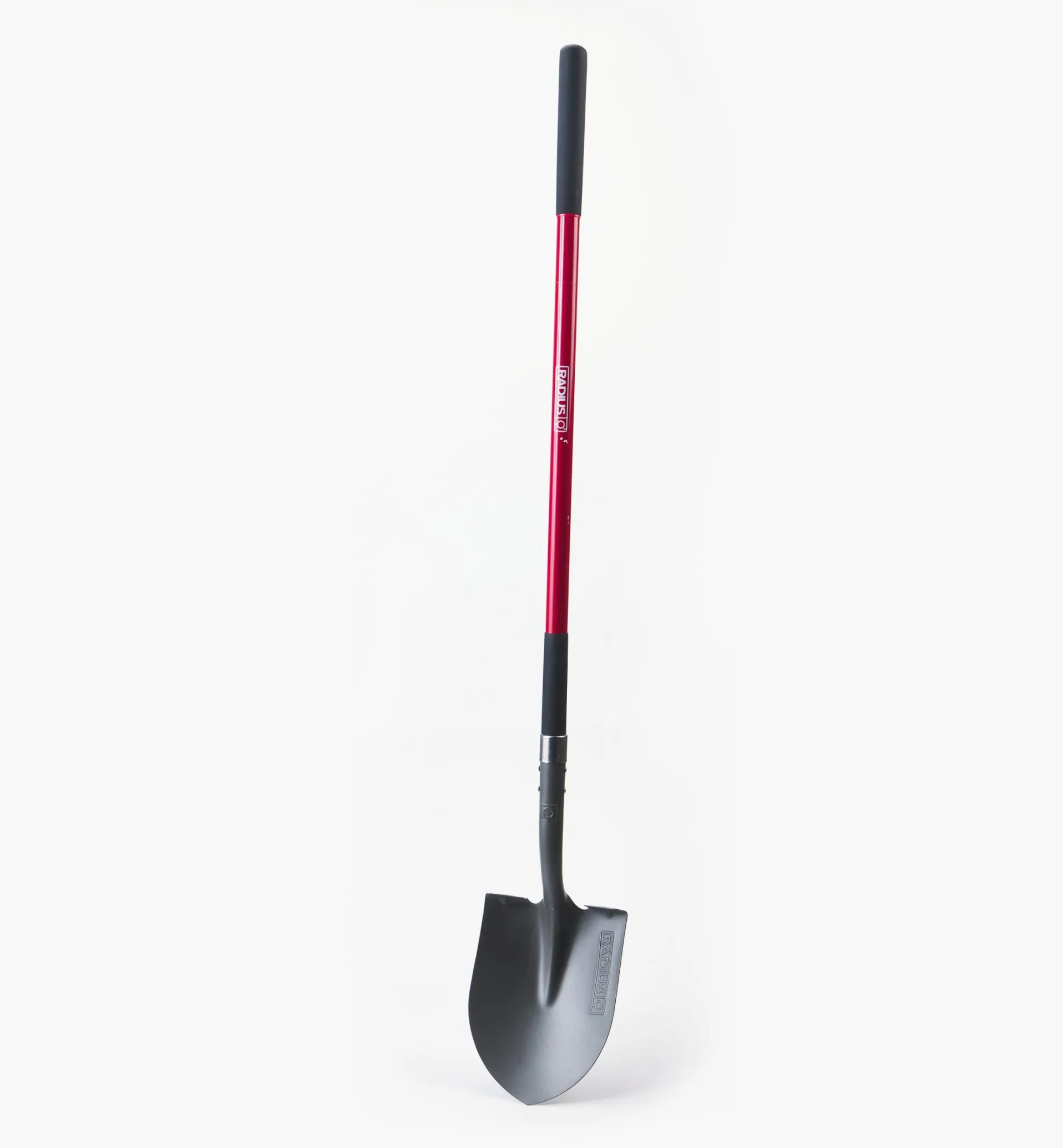 Lee Valley Long-Handled Round-Point Shovel