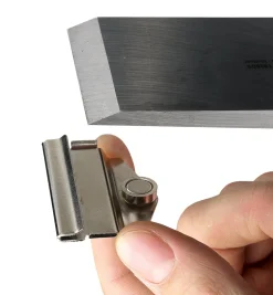 Lee Valley Magnetic Chisel Guards