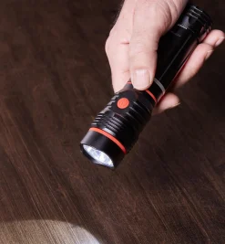 Lee Valley Magnet-Mount LED Task Light/Flashlight