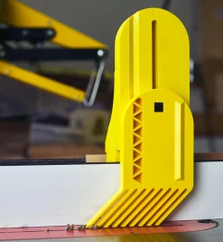 Lee Valley MagSwitch Magnetic Vertical Featherboard